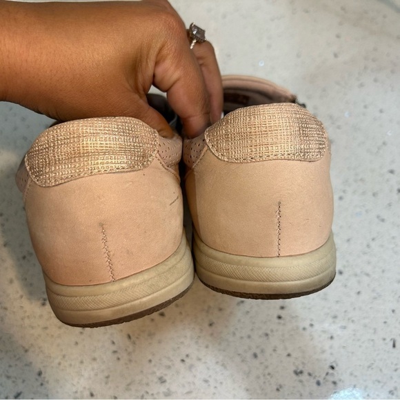Earth Origins Elsie Pink Leather Slip On Casual Sneaker - Picture 8 of 11